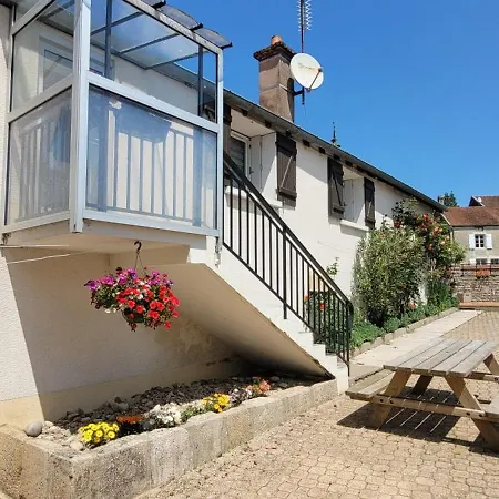 La Maison De L'Abeille De Percey Longeau-Percey Exterior photo