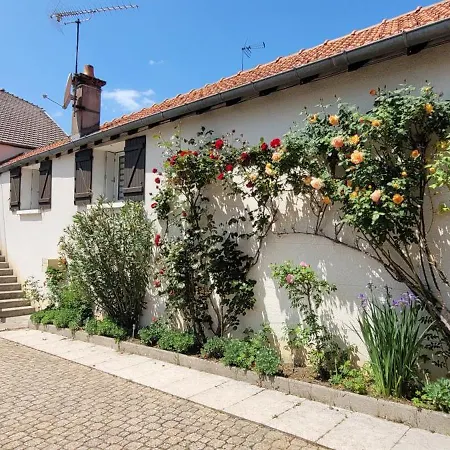 La Maison De L'Abeille De Percey Longeau-Percey Exterior photo