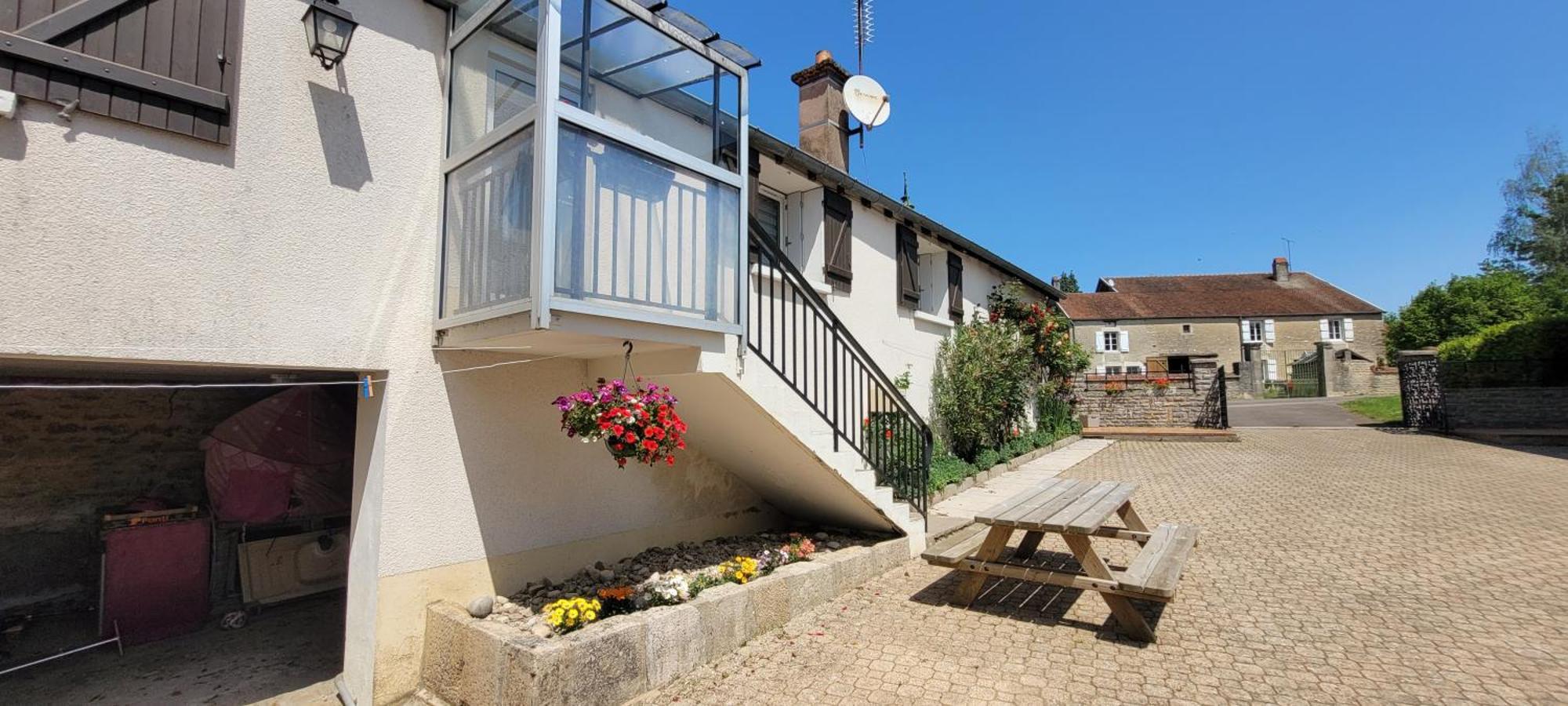 Apartment La Maison De L'abeille De Percey *